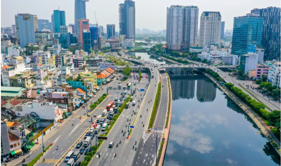 Thị trường Bất động sản Quận 1 Năm 2024: Cập nhật Giá & Kinh nghiệm An toàn