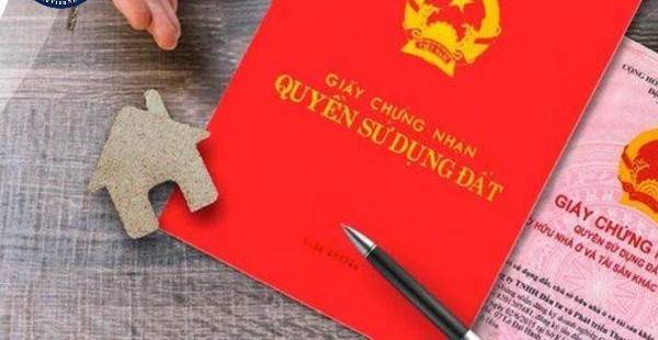 Cấp đổi sổ đỏ bị ố: Điều kiện, hồ sơ cần chuẩn bị