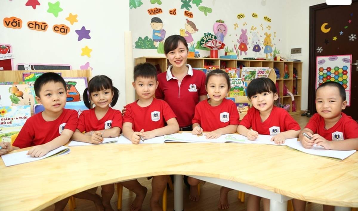 image-hoc-phi-vinschool-vinhomes-hoc-mon-thong-tin-chuong-trinh-hoc-0-0