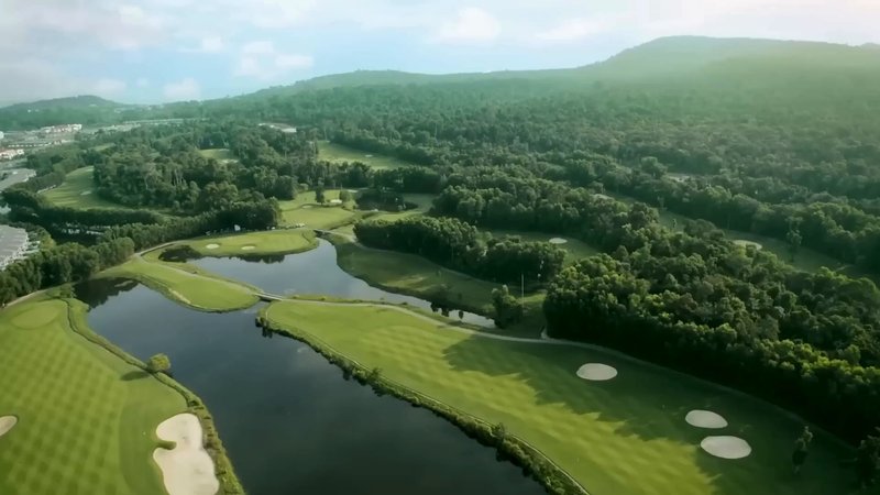 2-san-golf-18-lo-dang-cap-tai-vinhomes-green-paradise-can-gio 4-0